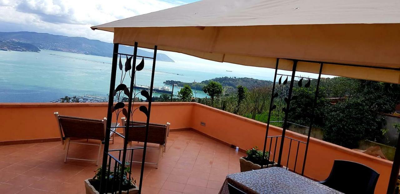 La Finestra Sul Mare Villa La Spezia Exterior photo